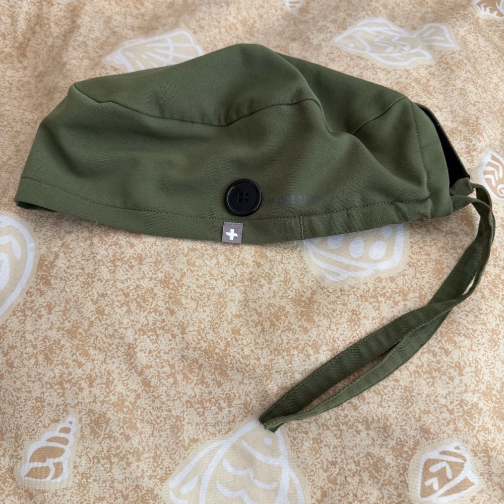 FIGS Modern Scrub Cap Dark Olive 2070